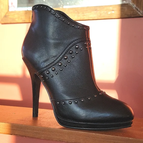 Charlotte Russe Black Bootie - Picture 1 of 7